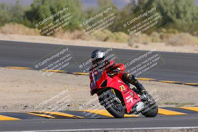 media/Oct-08-2022-SoCal Trackdays (Sat) [[1fc3beec89]]/Turn 10 (945am)/